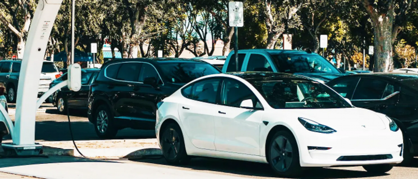 wings-car-rental-auckland-blog-image-electric-car-charging